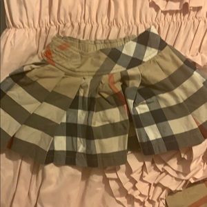 Burberry pleated tennis skirt